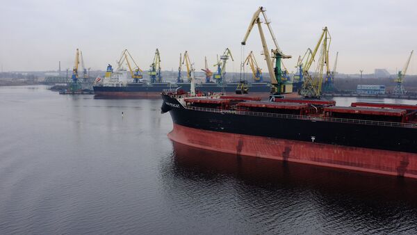 Грузовой порт в Риге - Sputnik Латвия