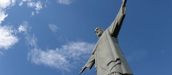 Статуя Христа-Искупителя на горе Корковаду в Рио-де-Жанейро - Sputnik Латвия