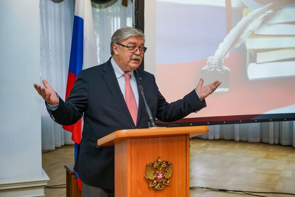 Посол России в Латвии Евгений Лукьянов - Sputnik Латвия