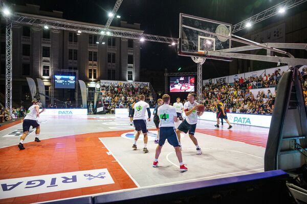 Круглосуточный турнир по баскетболу Матч берегов Круглосуточный турнир по баскетболу Матч берегов - Sputnik Латвия