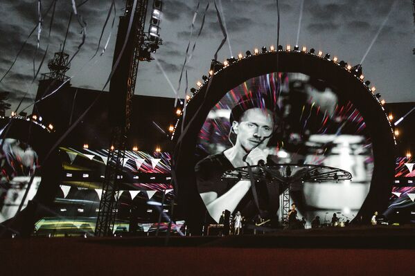 Концерт потряс невероятной сценографией - Sputnik Латвия