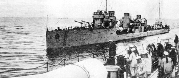 «Калинин» — эскадренный миноносец типа «Изяслав», построенный по программе «усиленного» судостроения на 1913—1917 годы - Sputnik Latvija