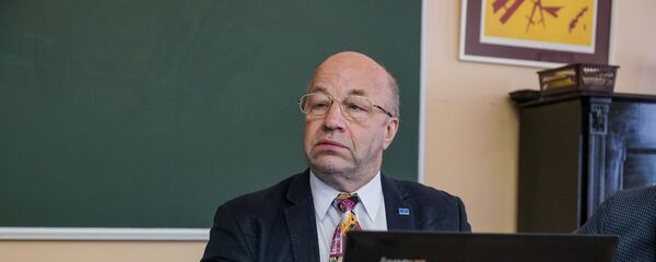 Президент Латвийской ассоциации торговцев Хенрикс Данусевичс Президент Латвийской ассоциации торговцев Хенрикс Данусевичс - Sputnik Latvija