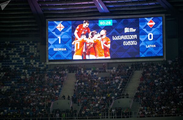 Итоговый счет матча Лиги наций УЕФА между сборными Грузии и Латвии на табло тбилисского стадиона Динамо-Арена, 9 сентября 2018 - Sputnik Латвия