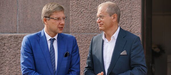 Мэр Риги Нил Ушаков и вице-мэр Риги Андрис Америкс Мэр Риги Нил Ушаков и вице-мэр Риги Андрис Америкс - Sputnik Latvija
