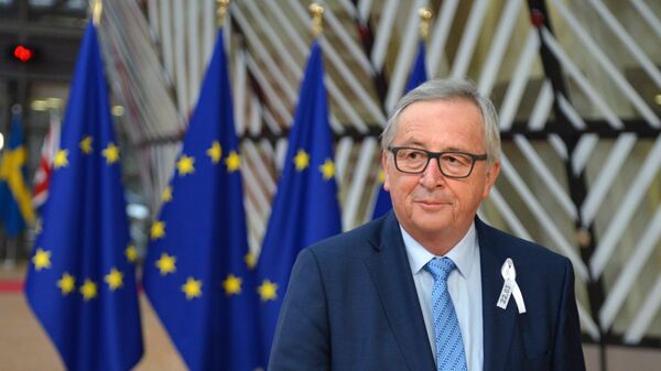 Председатель Европейской комиссии Жан-Клод Юнкер на саммите ЕС в Брюсселе - Sputnik Latvija