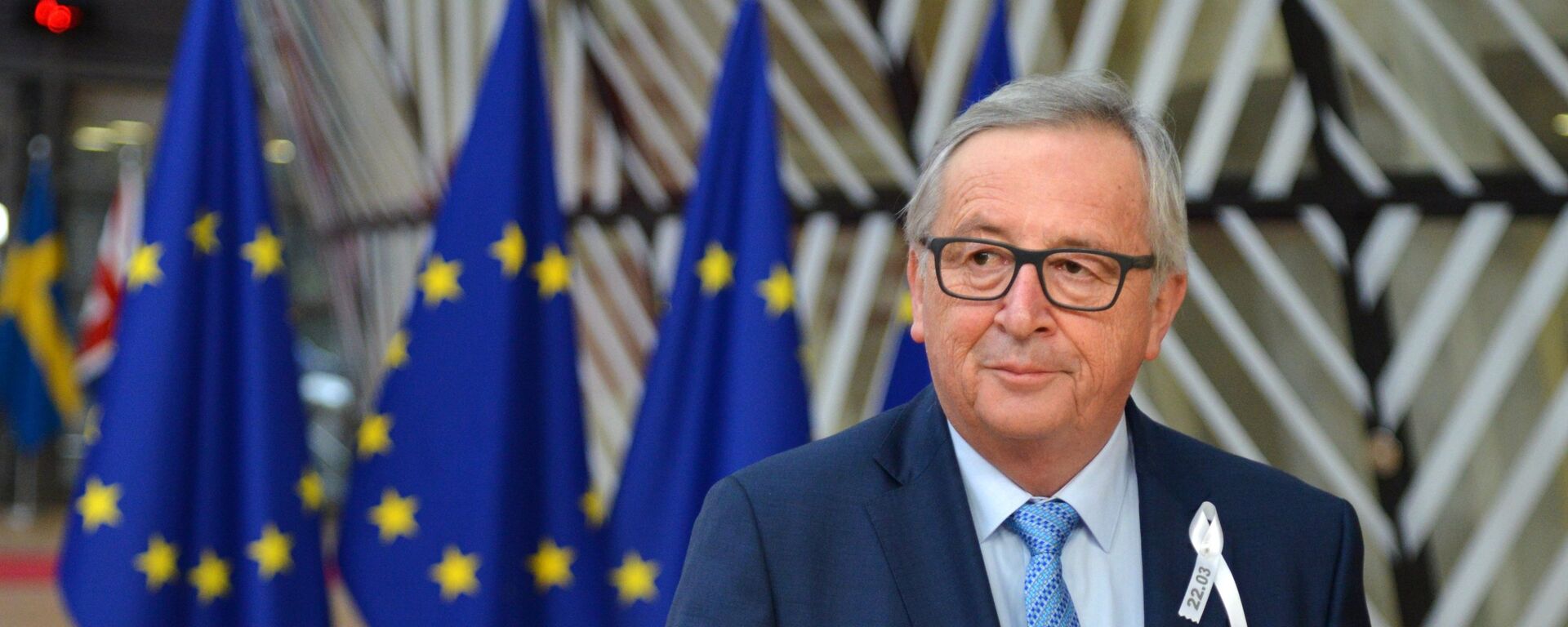 Председатель Европейской комиссии Жан-Клод Юнкер на саммите ЕС в Брюсселе - Sputnik Латвия, 1920, 11.02.2019