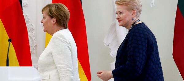 Канцлер Германии Ангела Меркель на совместной пресс-конференции с президентом Литвы Далей Грибаускайте - Sputnik Латвия