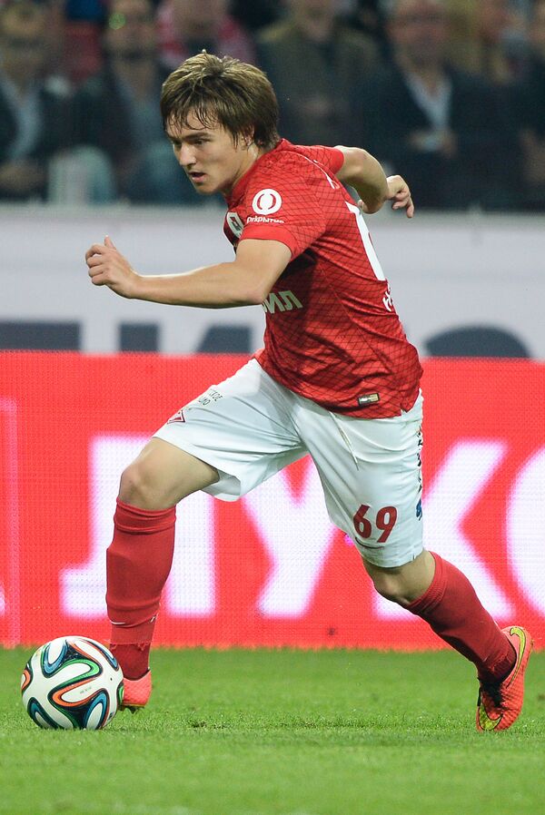 Российский футболист Денис Давыдов Российский футболист Денис Давыдов - Sputnik Латвия