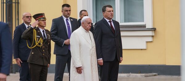 Визит Папы римского Франциска в Ригу Визит Папы римского Франциска в Ригу - Sputnik Латвия