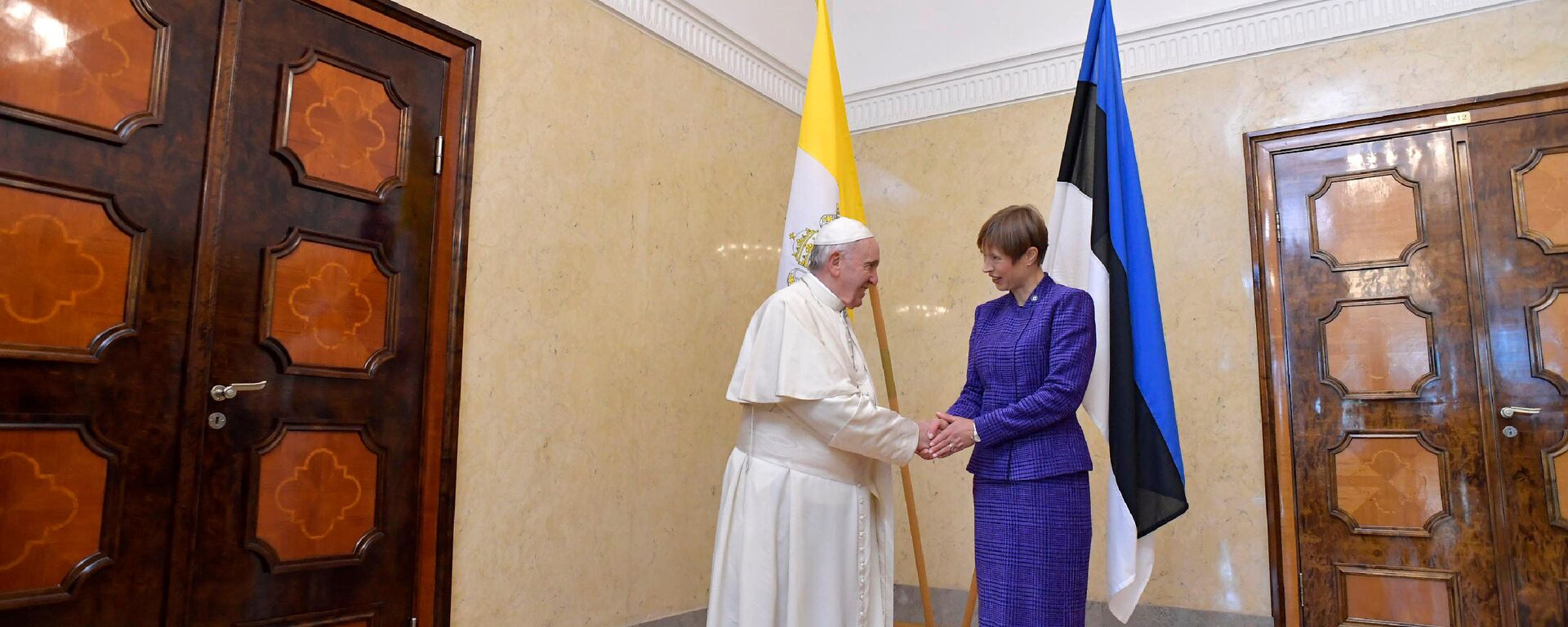 Встреча Папы Франциска и президента Эстонии Керсти Кальюлайд в Президентском дворце в Таллинне - Sputnik Латвия, 1920, 25.09.2018