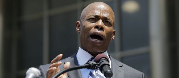 Глава нью-йоркского района Бруклин Эрик Адамс - Sputnik Латвия