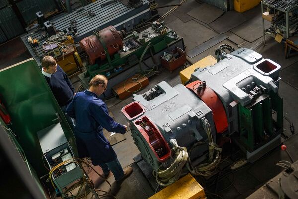 Вопреки всему: легендарный РЭЗ отмечает 130-летие Вопреки всему: легендарный РЭЗ отмечает 130-летие - Sputnik Латвия