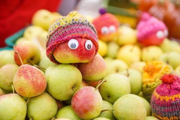 На стыке традиций: почему день Микелиса это не Умуркумур - Sputnik Латвия