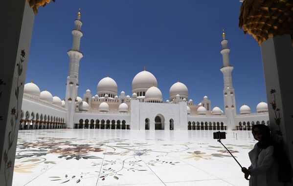 Мечеть шейха Зайда в Абу-Даби - Sputnik Latvija