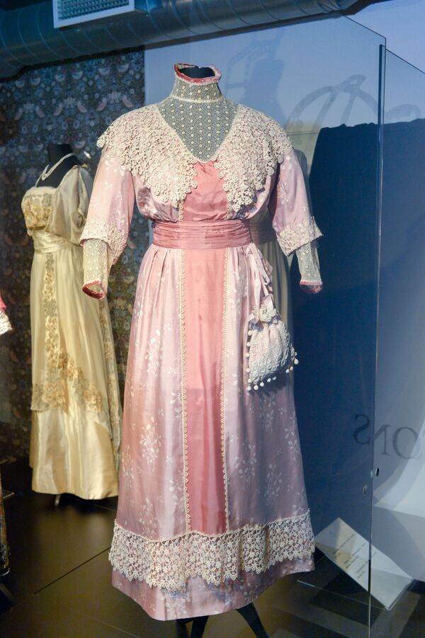 Реквием по музам: выставка Александра Васильева 1918. Роскошь свободы в Риге - Sputnik Латвия