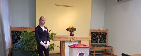 Урна для голосования, избирательный участок 244 города Резекне - Sputnik Латвия