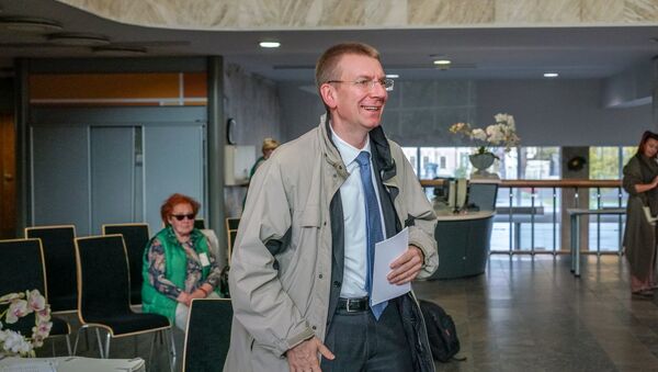 Министр иностранных дел Эдгарс Ринкевичс проголосовал на выборах - Sputnik Латвия