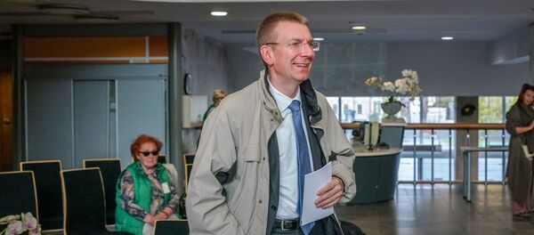 Министр иностранных дел Эдгарс Ринкевичс проголосовал на выборах - Sputnik Латвия