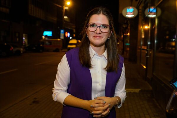 Ограничения, песни, самообман и вера в победу: радости выборов в Латвии Ограничения, песни, самообман и вера в победу: радости выборов в Латвии - Sputnik Латвия