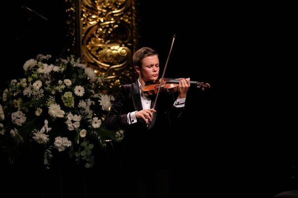 Классическая музыка оживит Юрмалу: в Дзинтари выступят виртуозы - Sputnik Латвия