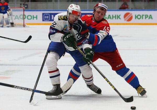 Число легионеров рижского Динамо достигло чертовой дюжины Число легионеров рижского Динамо достигло чертовой дюжины - Sputnik Латвия