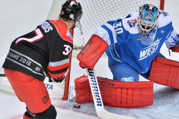 Новоиспеченному россиянину Бартулису нашлось место в Челябинске Новоиспеченному россиянину Бартулису нашлось место в Челябинске - Sputnik Латвия