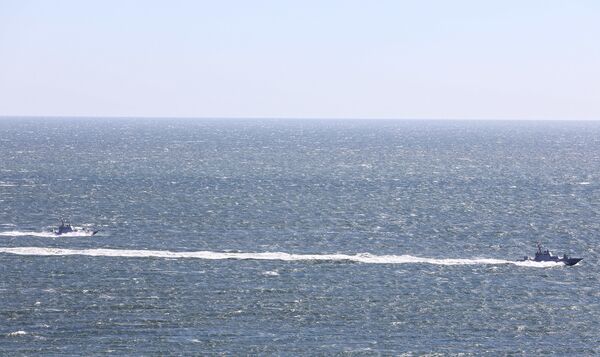 У Украины миллиард гривен убытков на Азове и моральная поддержка Запада - Sputnik Латвия