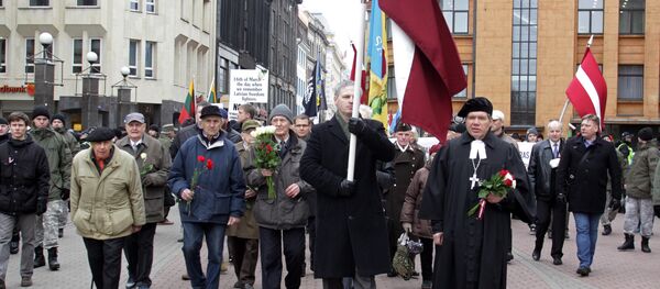 Шествие легионеров Ваффен СС и их сторонников в Риге Шествие легионеров Ваффен СС и их сторонников в Риге - Sputnik Latvija