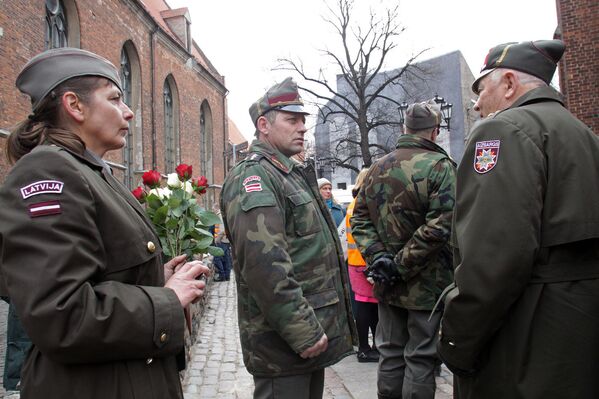 Шествие легионеров Ваффен СС и их сторонников в Риге - Sputnik Латвия
