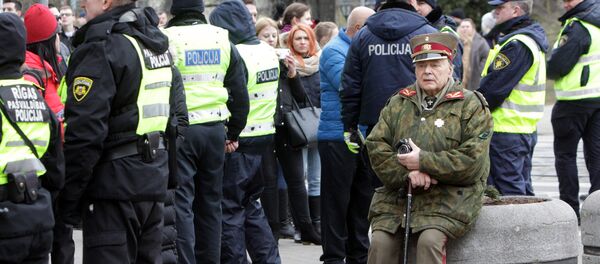 Шествие легионеров Ваффен СС и их сторонников в Риге - Sputnik Латвия