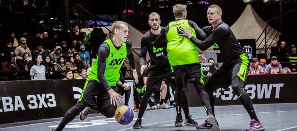 Финал Мирового тура по баскетболу 3Х3 между командами Латвии и Сербии - Sputnik Латвия