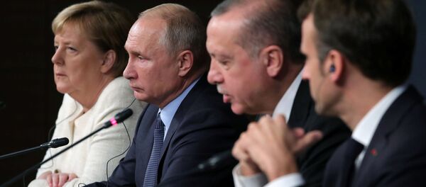 Sestdien Stambulā notika Turcijas, Krievijas, Vācijas un Francijas līderu tikšanās Sestdien Stambulā notika Turcijas, Krievijas, Vācijas un Francijas līderu tikšanās - Sputnik Latvija