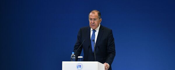 Krievijas ĀM vadītājs Sergejs Lavrovs uzstājas sestā Vispasaules Krievijas ārvalstīs dzīvojošo tautiešu kongresā - Sputnik Latvija