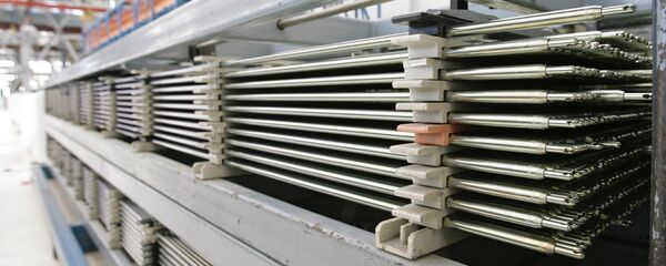 Тепловыделяющие элементы (ТВЭЛ), использующиеся на атомных электростанциях Тепловыделяющие элементы (ТВЭЛ), использующиеся на атомных электростанциях - Sputnik Latvija