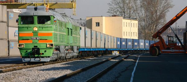 Контейнерный поезд - Sputnik Латвия