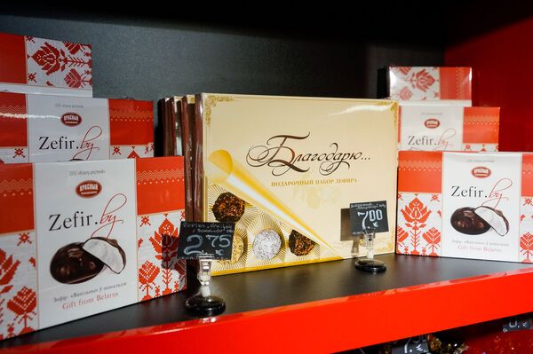 Вкусное и натуральное: почему латвийцы предпочитают белорусские продукты Вкусное и натуральное: почему латвийцы предпочитают белорусские продукты - Sputnik Латвия