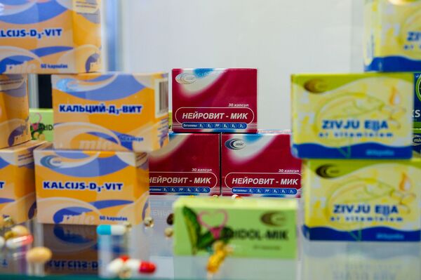 Несите белорусские: фармацевтика страны-соседки готовит наступление на Латвию Несите белорусские: фармацевтика страны-соседки готовит наступление на Латвию - Sputnik Латвия