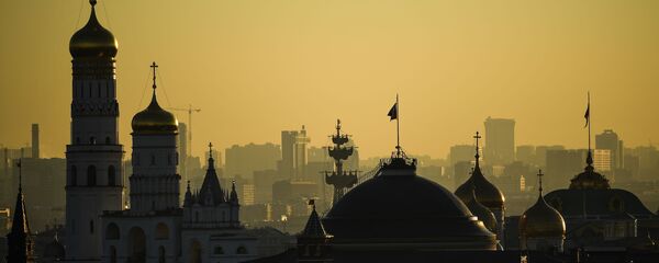 Вид на Кремль со смотровой площадки Центрального детского мира в Москве Вид на Кремль со смотровой площадки Центрального детского мира в Москве - Sputnik Latvija