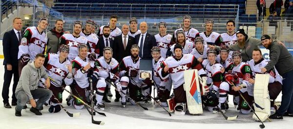 Сборная Латвии по хоккею победила в Турнире четырех наций в Минске  - Sputnik Латвия