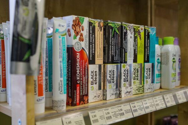 Выгодная цена и качество на века: рынок Латвии трещит под белорусским напором Выгодная цена и качество на века: рынок Латвии трещит под белорусским напором - Sputnik Латвия