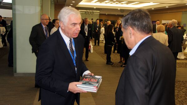 Не допустят сопротивления: как Латвия сползает в тоталитарный национализм - Sputnik Латвия